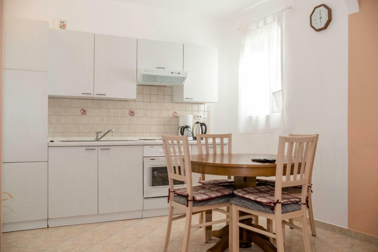 Apartmani Sanjin Tariba スペタルスカ・ドラガ エクステリア 写真